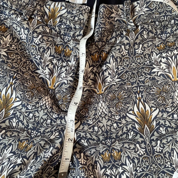Morris & Co x H&M pants William Morris pattern size 6 EUC - Picture 5 of 5